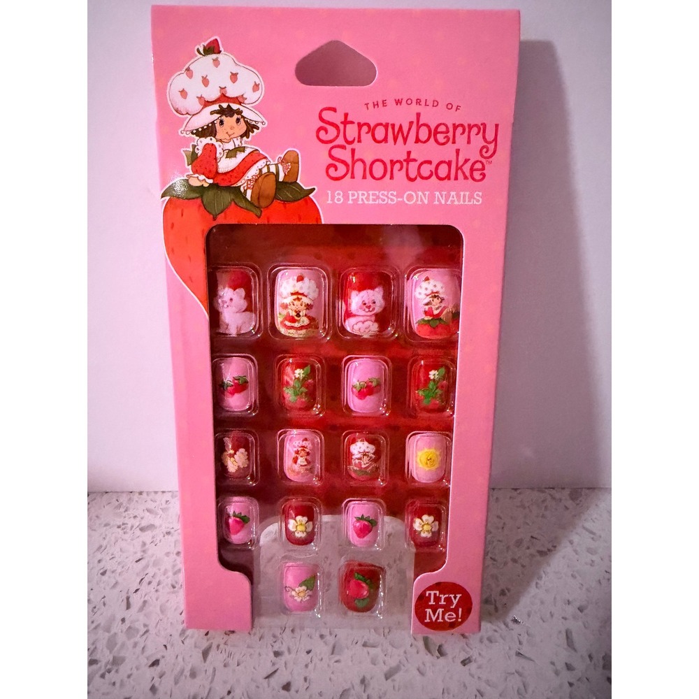 Strawberry Shortcake 18 Press-On Nails Pink Red Pre-Glued Artificial Nail Set